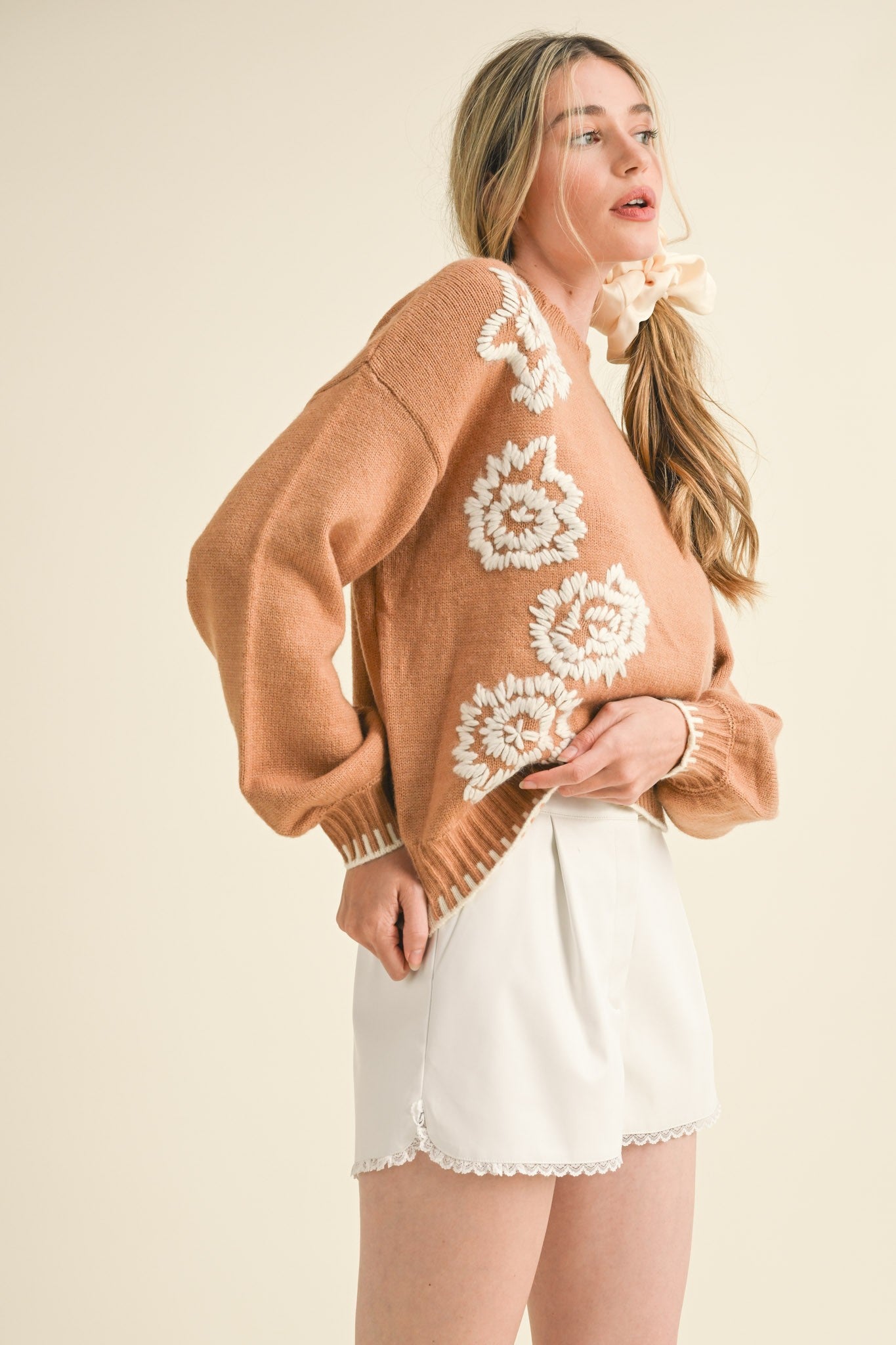 Linda Embroidery Sweater