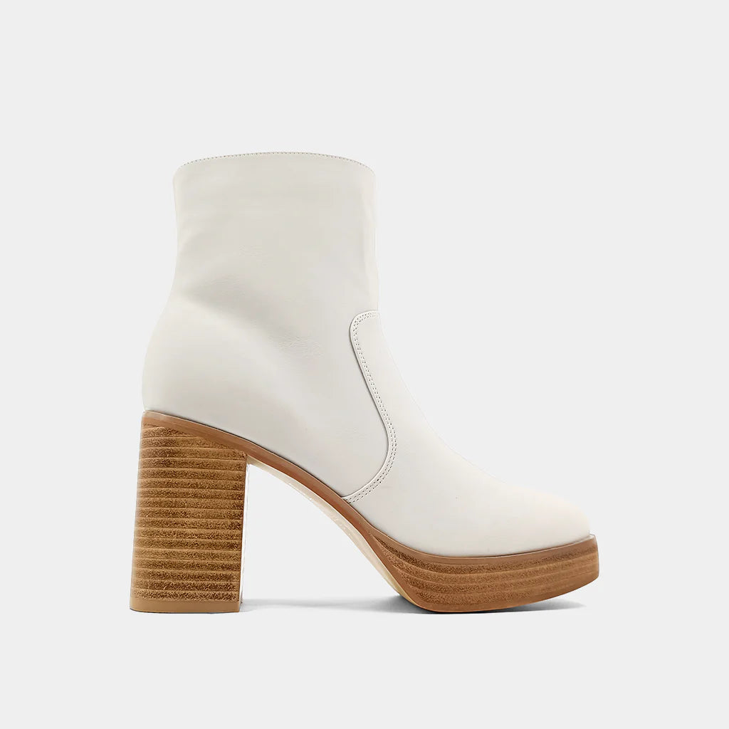 Vernita Boot | Bone