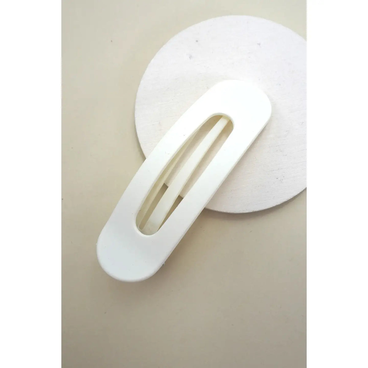 Oval Lay Down Flat Hair Claw Clips