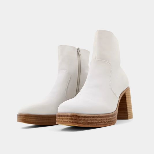 Vernita Boot | Bone