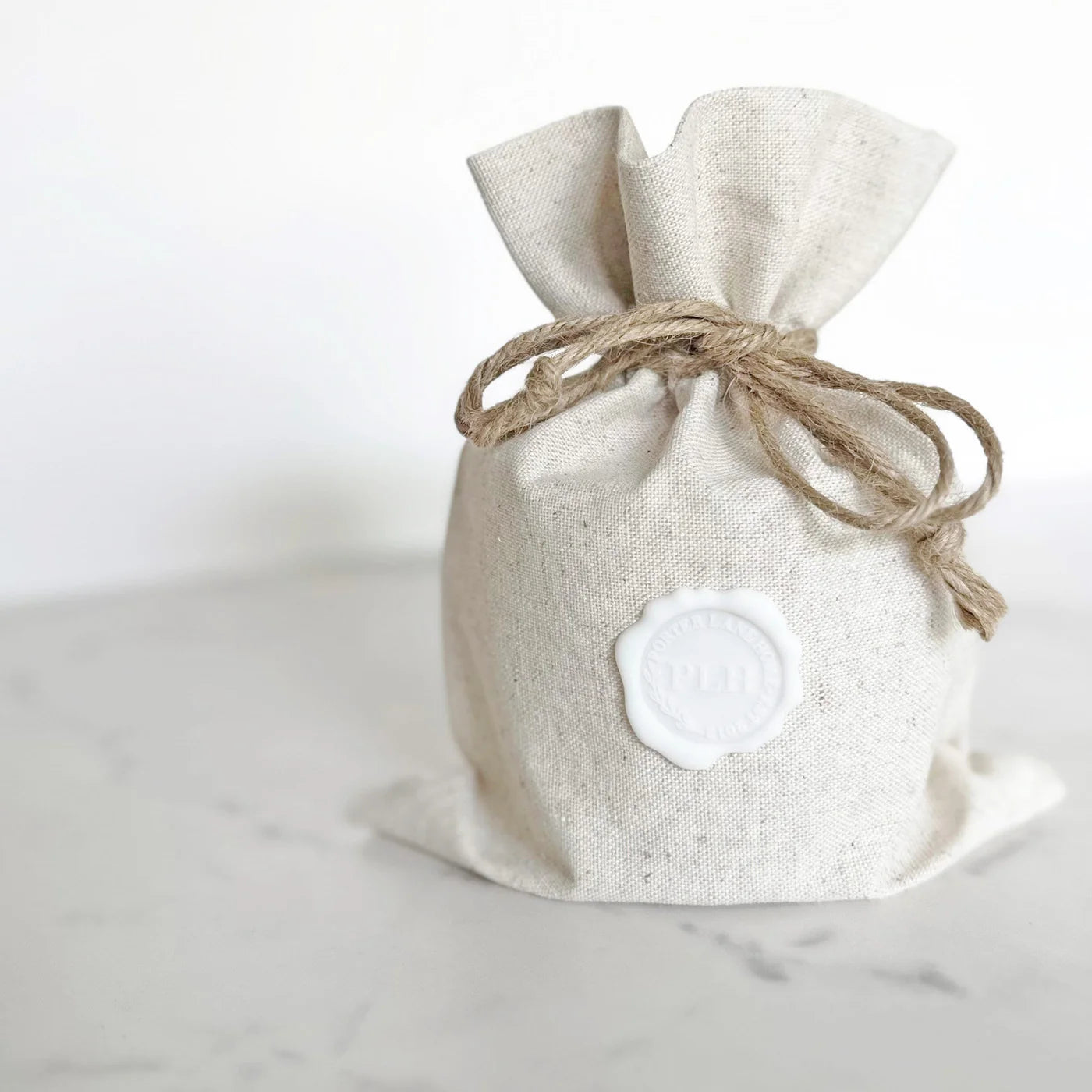 Homebody | Santal + Shea Butter