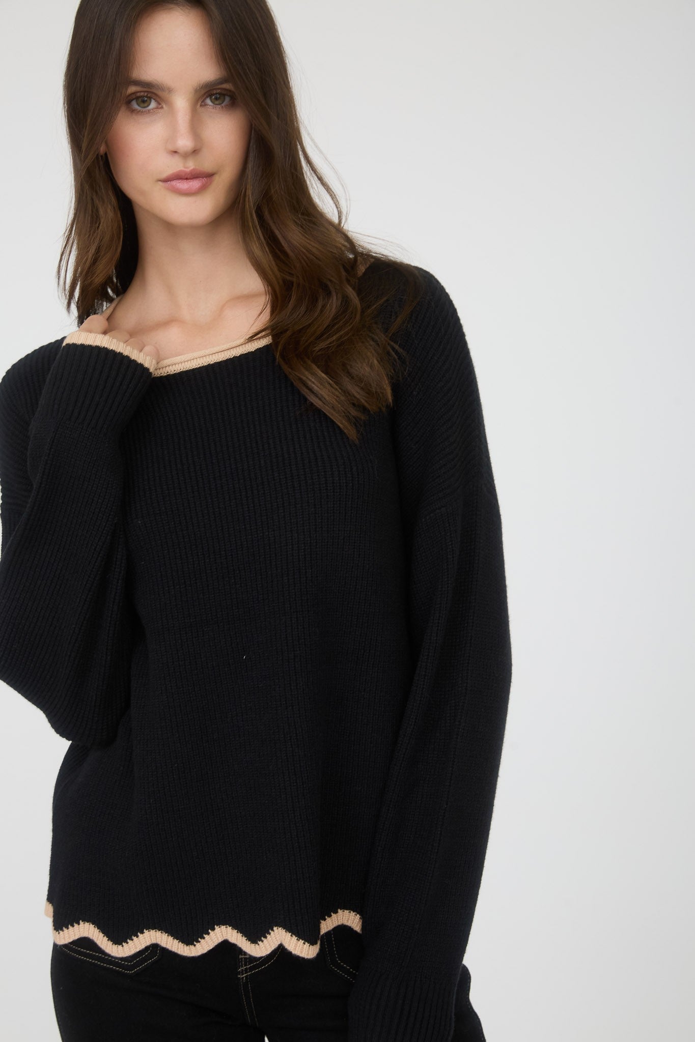 Kelley Contrast Trim Sweater