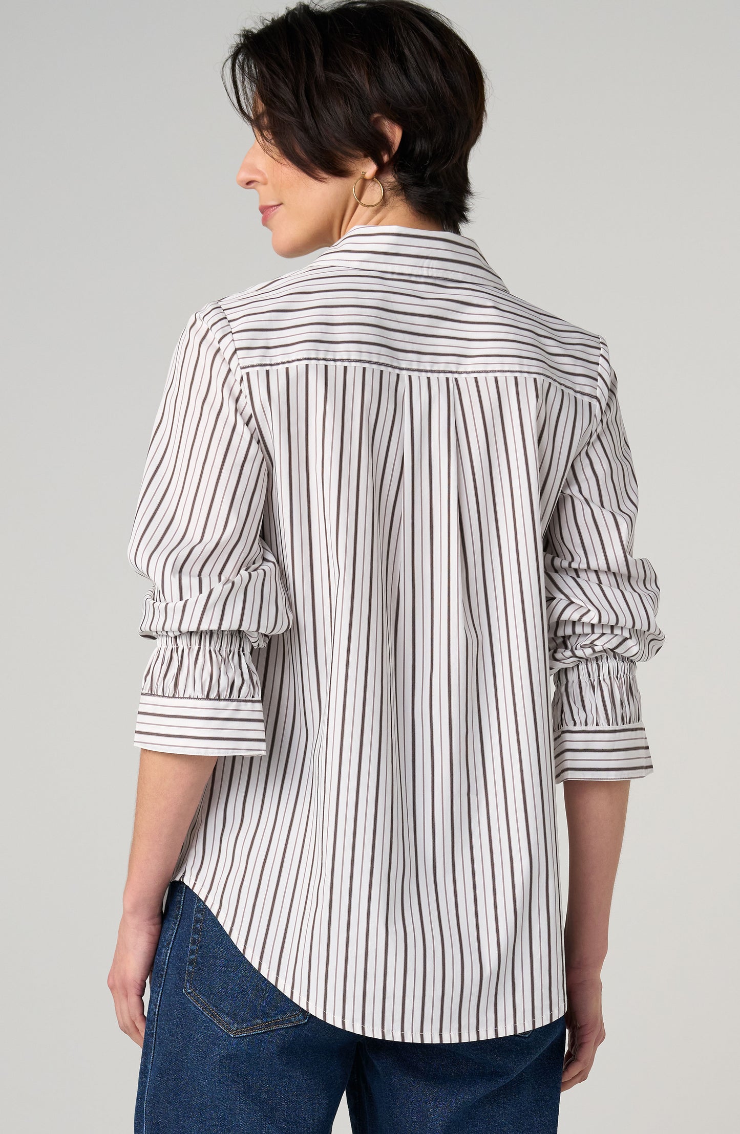 Liverpool Adjustable Sleeve Button Front Woven Top | Cream w/ Espresso Stripe