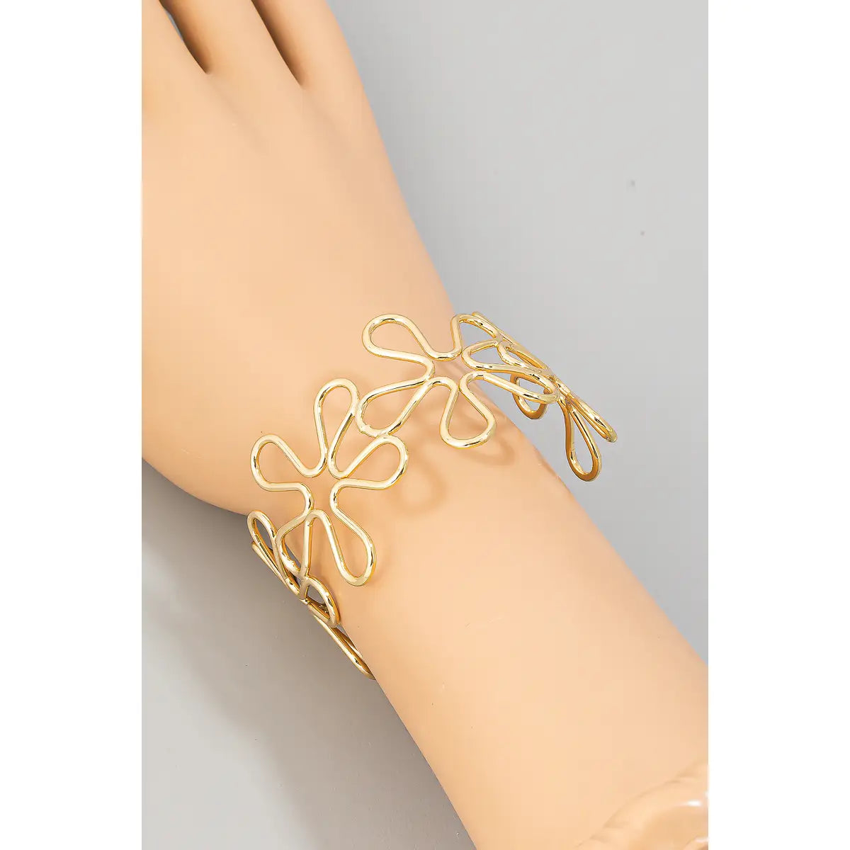 Metallic Wire Flower Cuff Bracelet