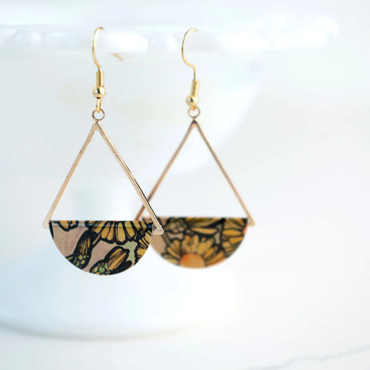 Glee Club Earrings - Gold