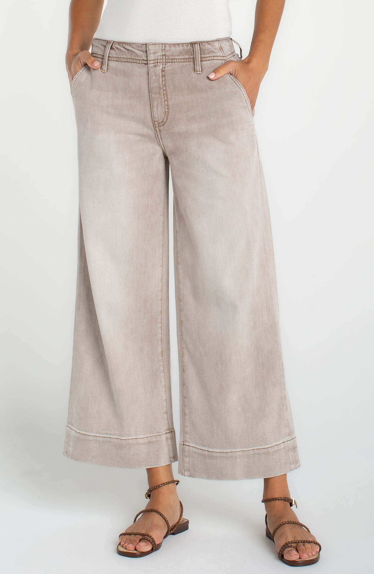 Liverpool Weekender Crop Wide Leg | Antique Khaki