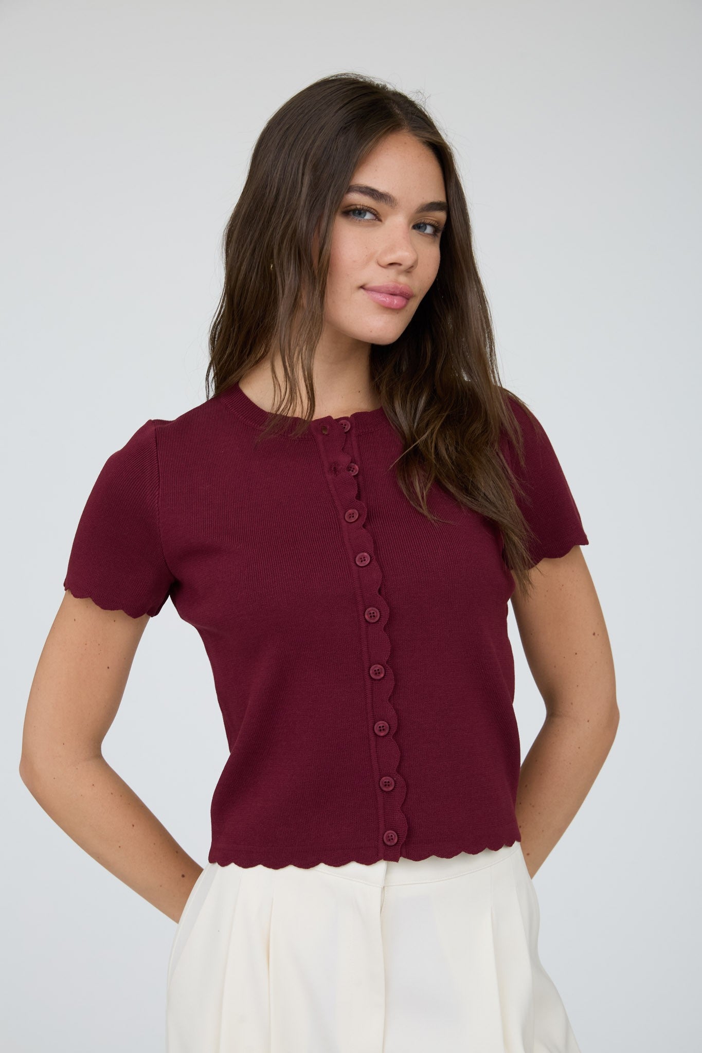 Ayla Scalloped Short Sleeve Cardigan | Burgundy