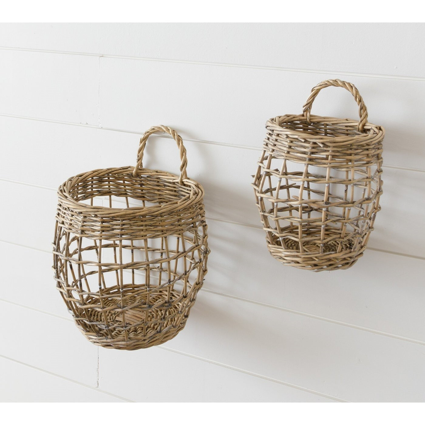 Hanging Willow Baskets (Multiple Sizes)